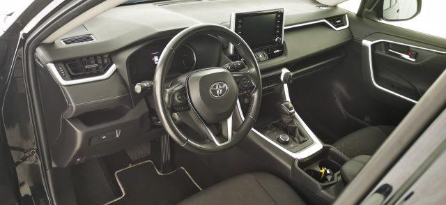 TOYOTA RAV 4 MY23 RAV4 2.5 HV (222CV) E-CVT AWD-i Business