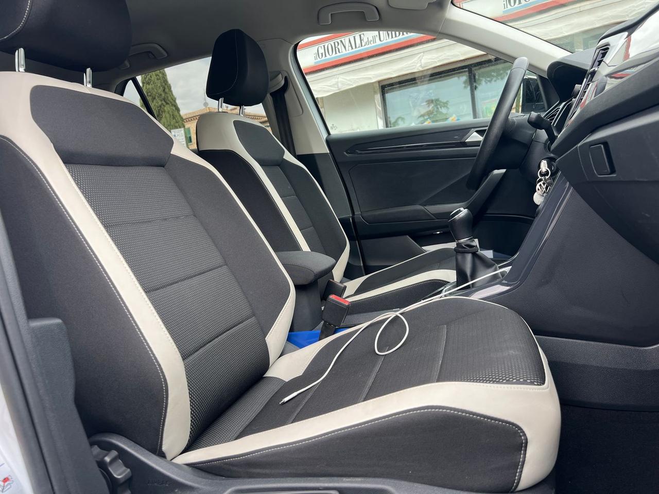 Volkswagen T-Roc VW T-ROC 1.5 TSI Advanced #10039