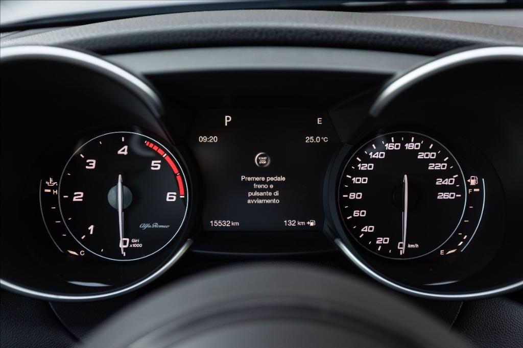ALFA ROMEO Giulia 2.2 t Super 180cv auto del 2017