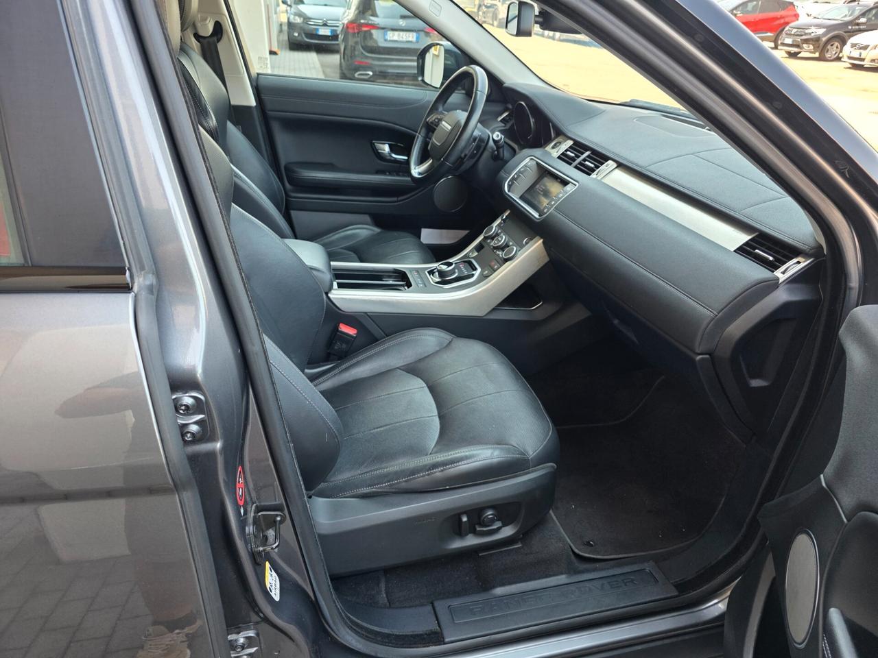 Land Rover Range Evoque 2.0 TD4 150 CV 5p. SE