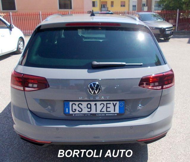 VOLKSWAGEN Passat Variant 2.0 TDI 13.000 KM SCR EVO DSG BUSINESS AUTOMATICA