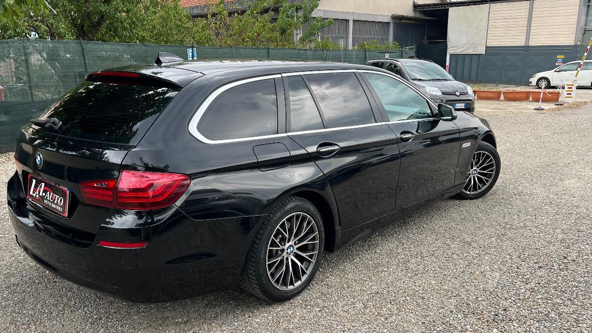 BMW - Serie 5 Touring 520d Touring Business 184cv auto E6