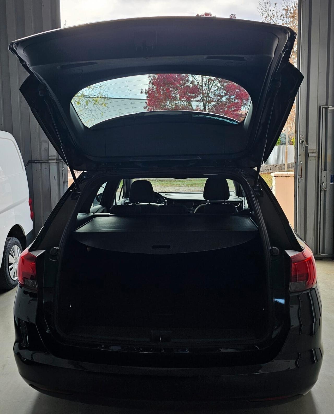 Opel Astra 2019 Unico proprietario