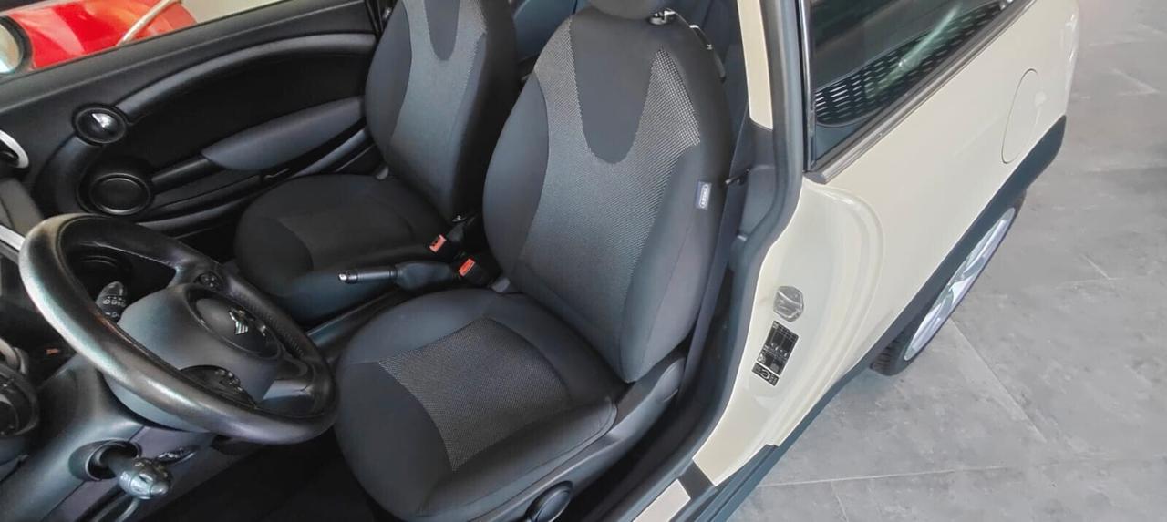 Mini Cooper Coupe 1.6 Coupé
