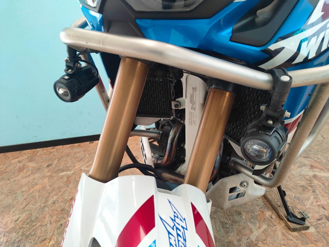 Honda AFRICA TWIN - Versione 30.mo Anniversario