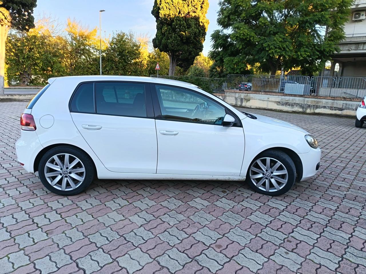 Volkswagen Golf 2.0 TDI 140CV DPF 5p. Highline