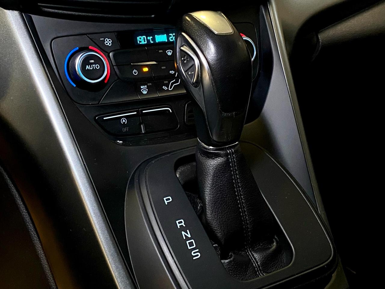 Ford Kuga 2.0 TDCI 120 CV S&S 2WD Powershift Business