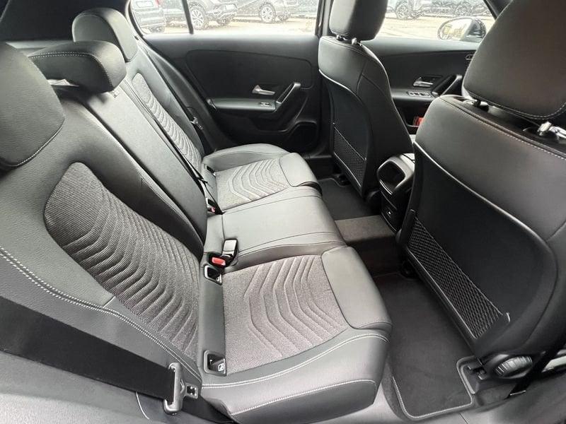 Mercedes-Benz Classe A 180 Advanced 136 CV