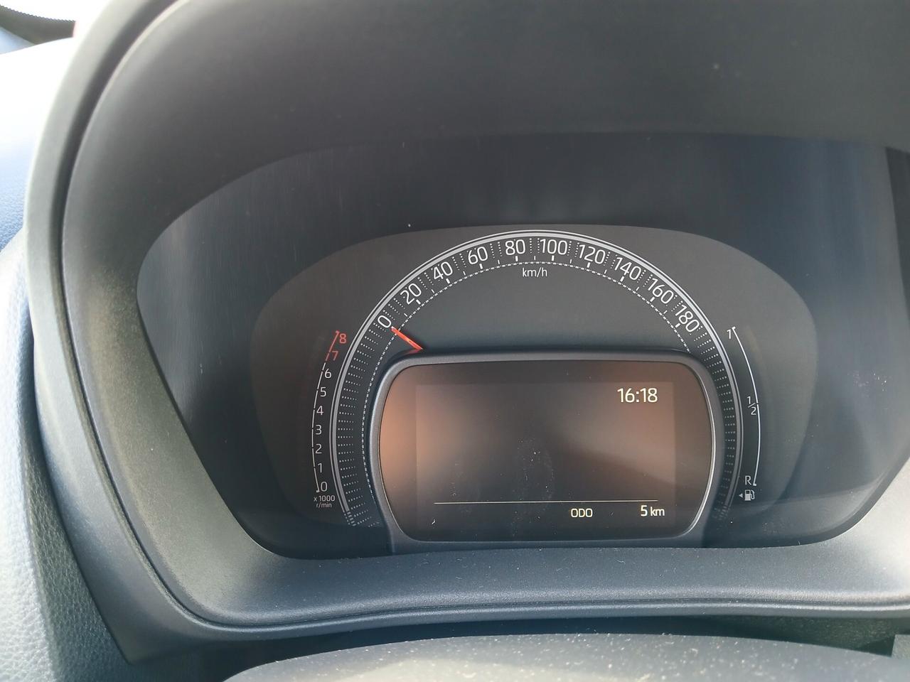 Toyota Aygo X 1.0 VVT-i 72CV Active S-CVT