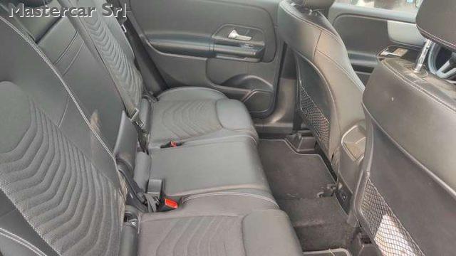 MERCEDES-BENZ GLB 200 GLB d Business Sport auto 7 posti - GJ431YY