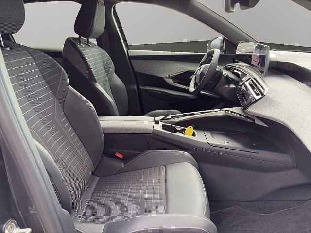 Peugeot 3008 Hybrid 136 e-DCS 6 Allure Pack