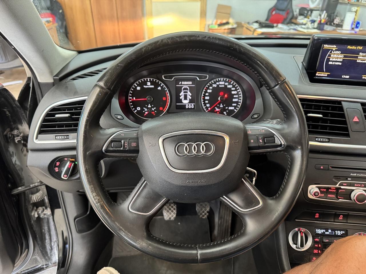 AUDI Q3 2.0 TDi Business Plus