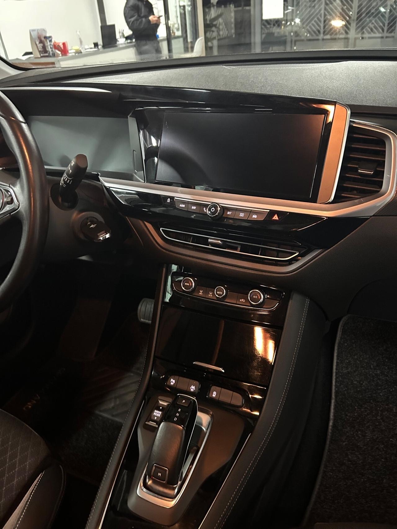 Opel Grandland 1.5 diesel Ecotec aut. 06/2022