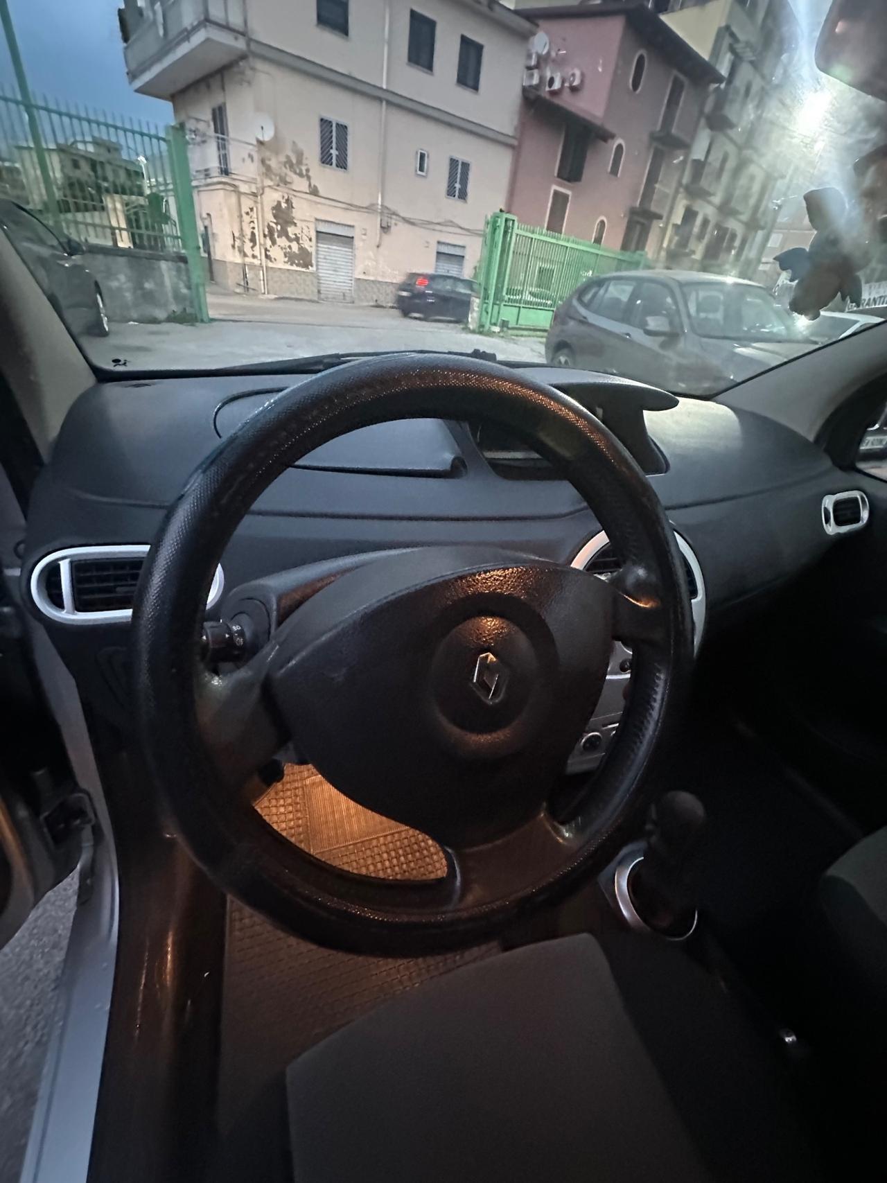 Renault Modus 1.2 16V Dynamique