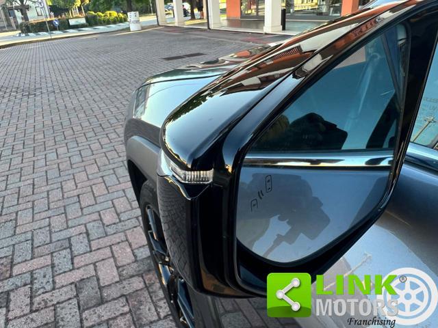 LEXUS UX 250h Hybrid Midnight Edition