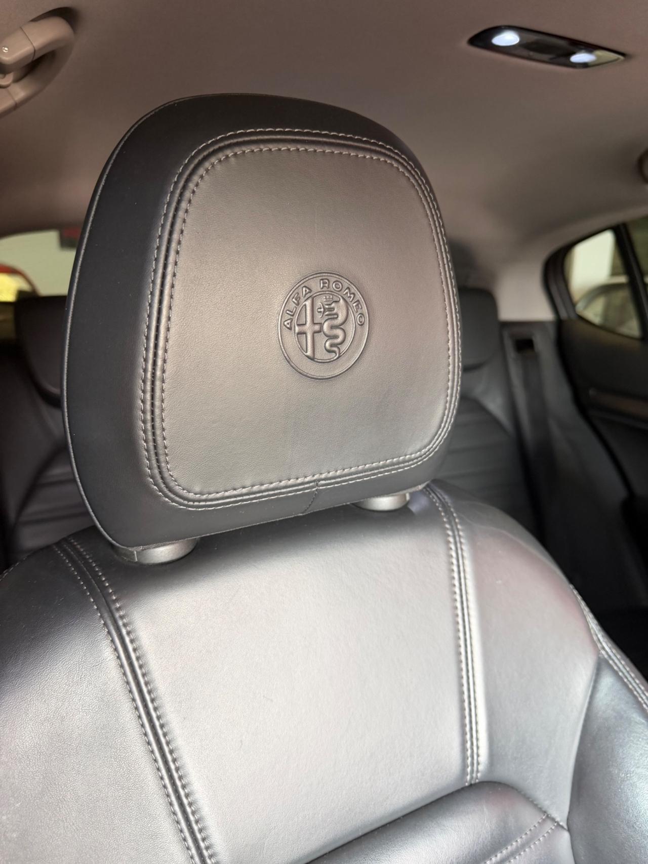 Alfa Romeo Stelvio 2.0 Turbo 280 CV AT8 Q4 First Edition