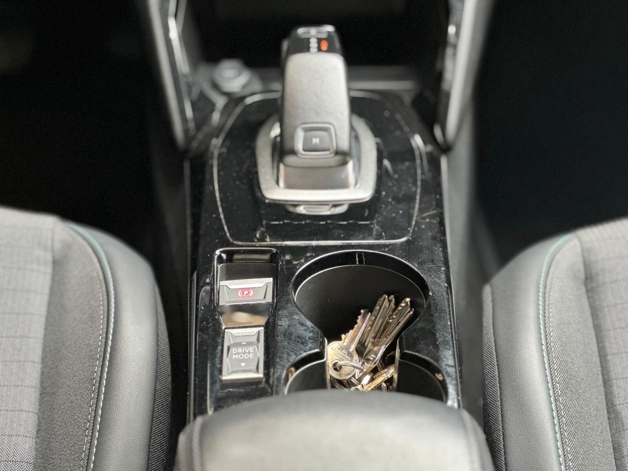 Peugeot 2008 BlueHDi 130CV EAT8 Allure Pack