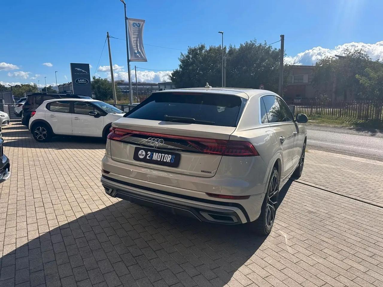 Audi Q8 50 TDI 286 CV quattro tiptronic Sport