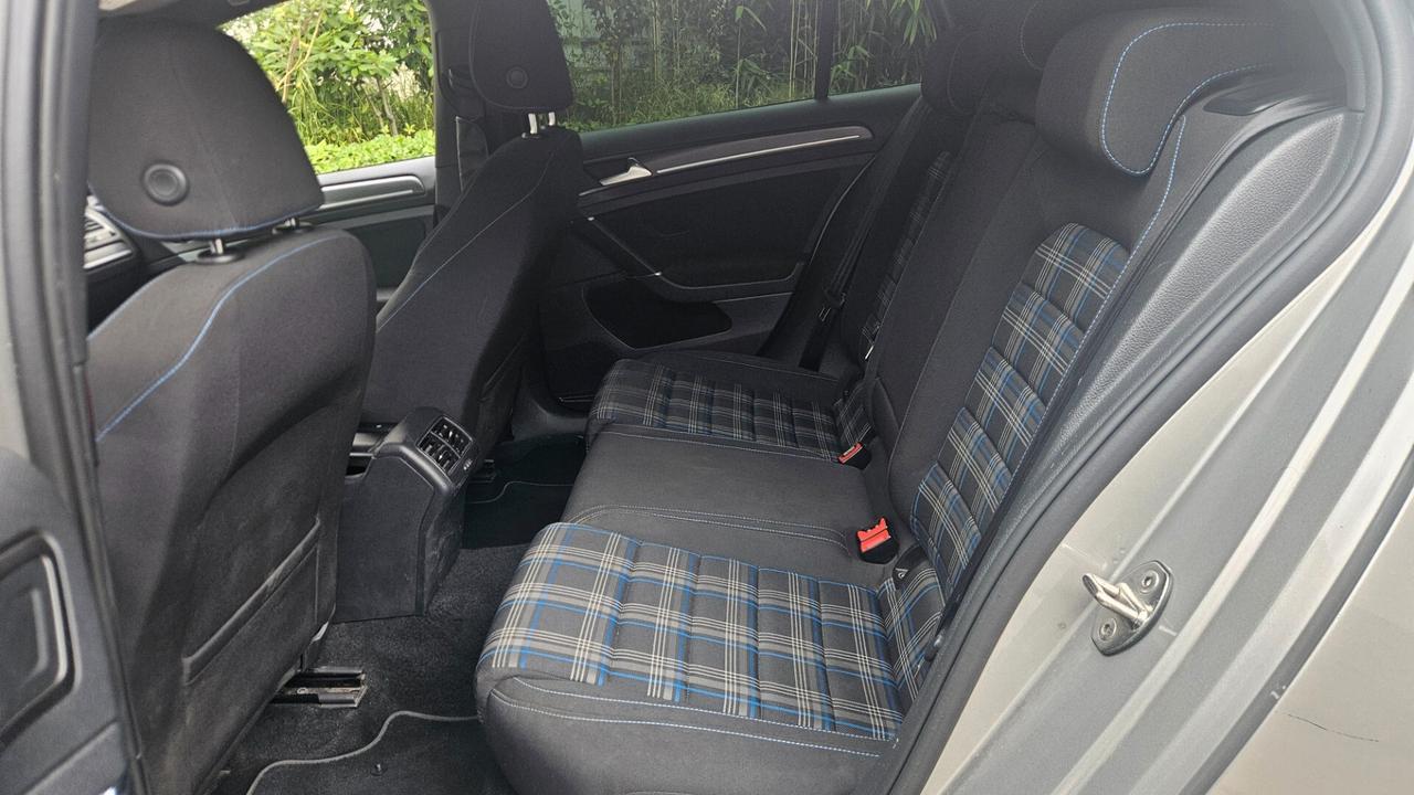 Volkswagen Golf GTE 1.4 TSI DSG 5p. Plug-In-Hybrid