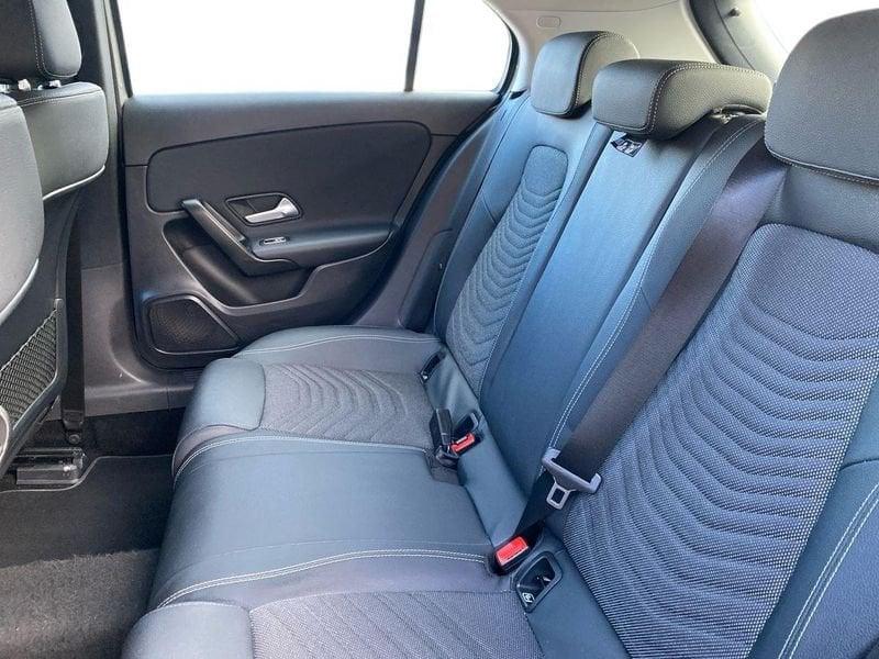 Mercedes-Benz Classe A A 180 d Advanced auto