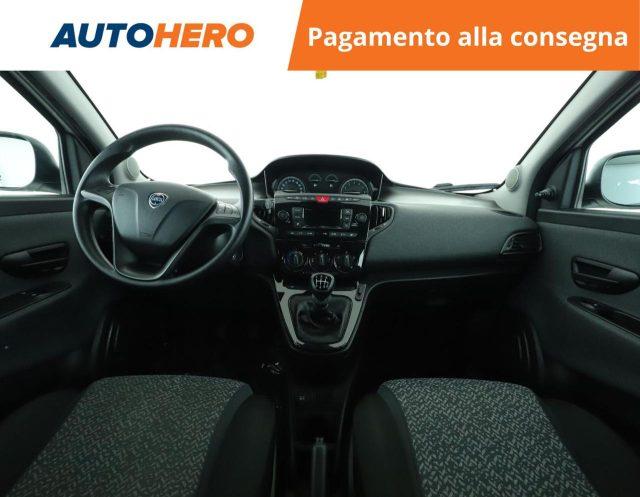 LANCIA Ypsilon 1.0 FireFly 5 porte S&S Hybrid Ecochic Silver