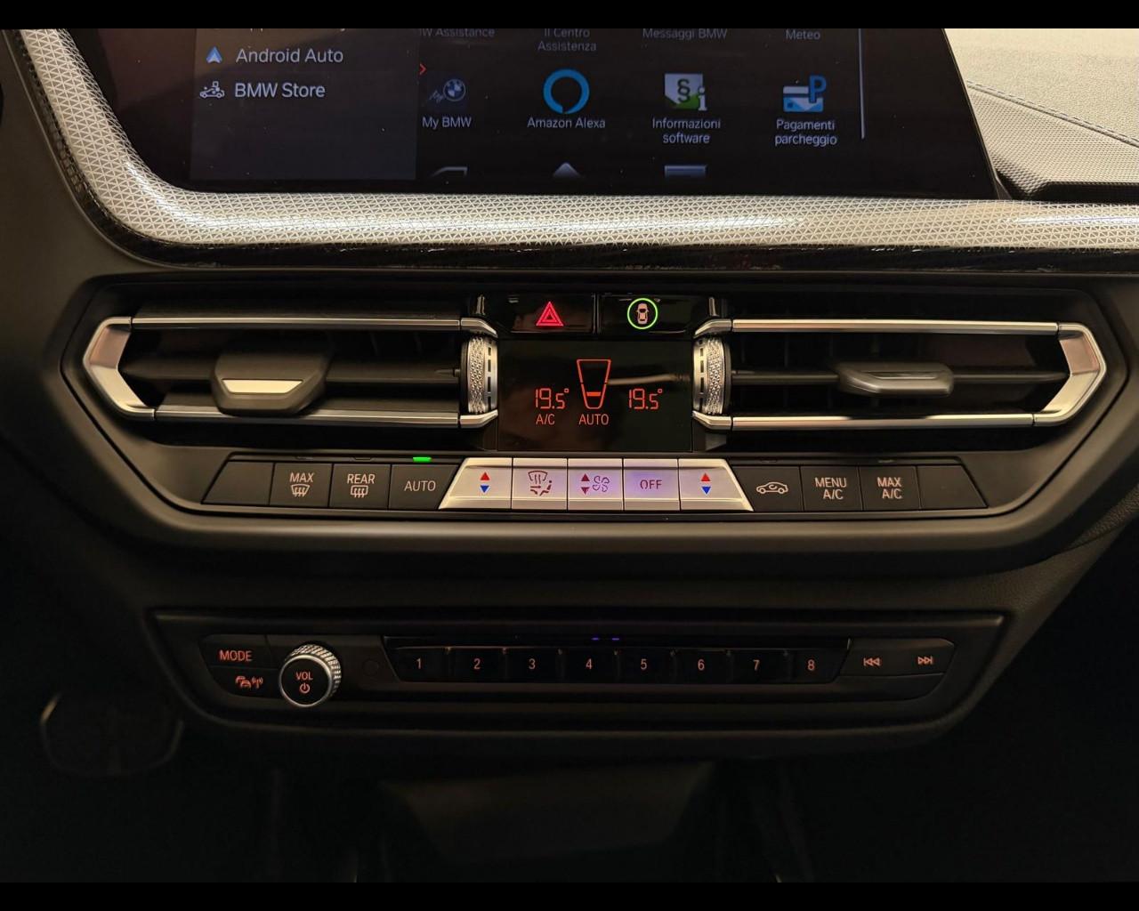 BMW Serie 1 (F40) - 118d 5p. Msport