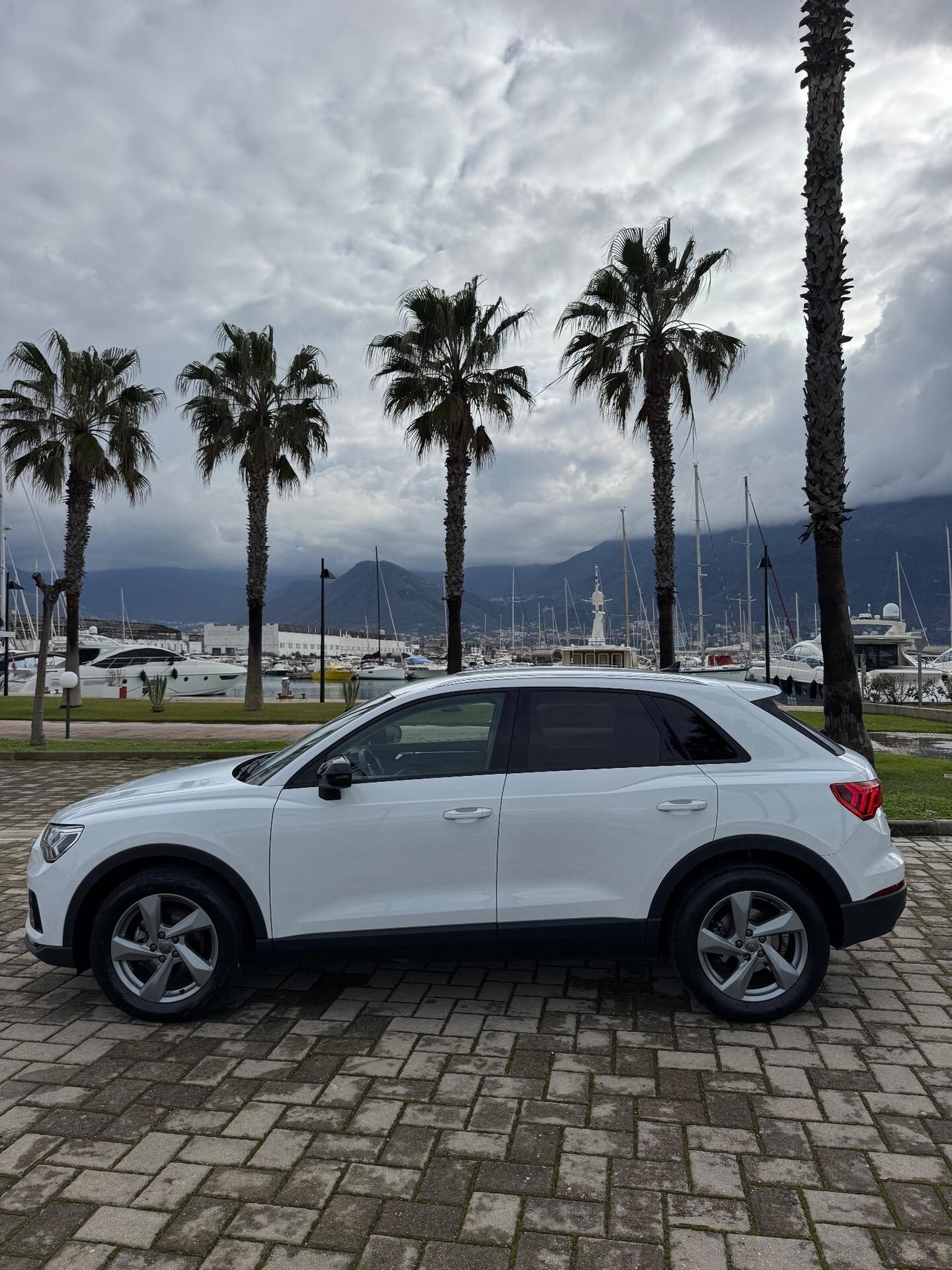 Audi Q3 45 TFSI e S tronic