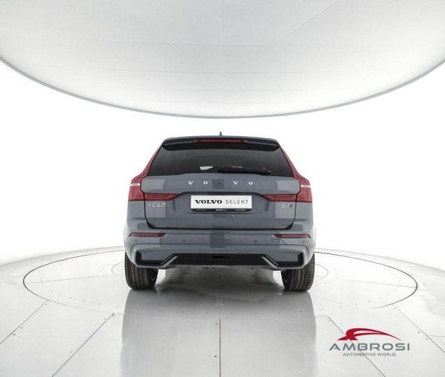 VOLVO XC60 B4 (d) AWD automatico Plus Dark- AUTOCARRO N1