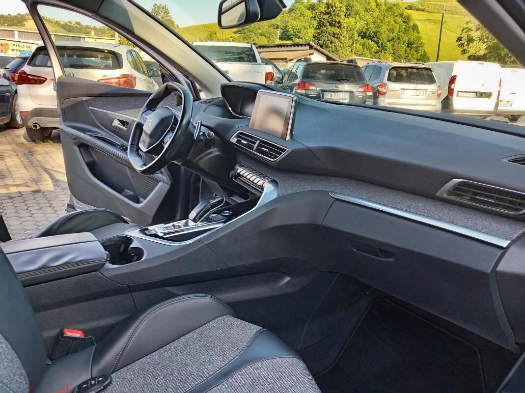 Peugeot 3008 1.5 bluehdi Allure s&s 130cv eat8