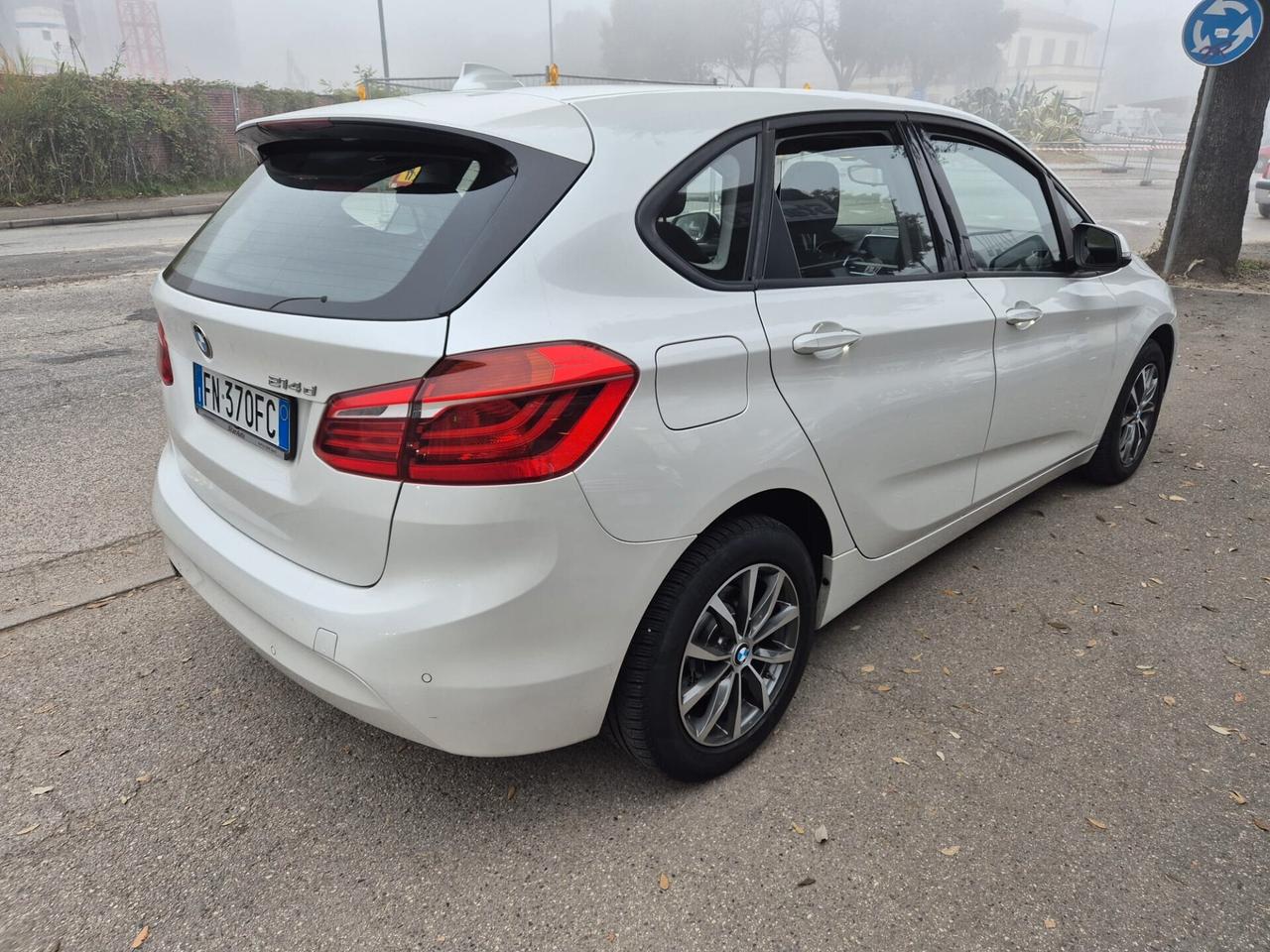 Bmw 216 214d Active Tourer Advantage