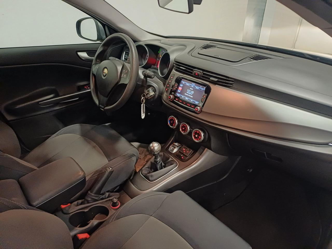 Alfa Romeo Giulietta 1.6 JTDm-2 105 CV Distinctive