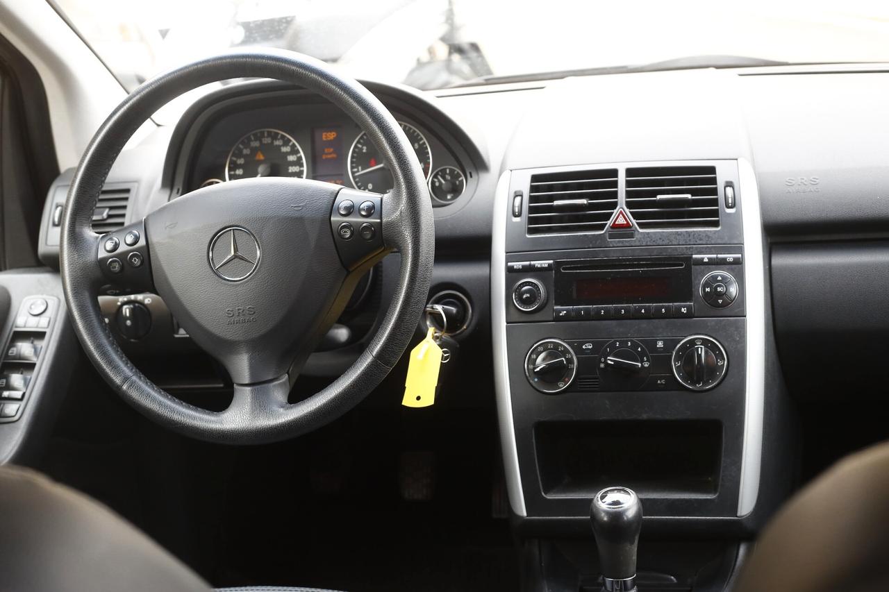 Mercedes-benz A 150 Classic Basic