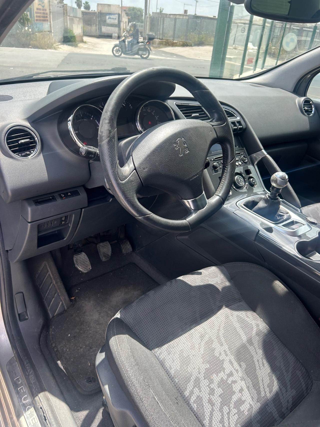 Peugeot 3008 1.6 HDi 110CV Premium