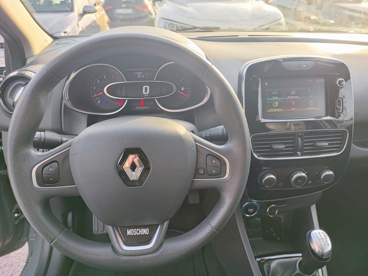 Renault Clio dCi 8V 75 CV 5 porte Moschino Life