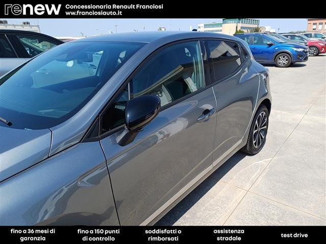 RENAULT Clio 5 TCe 90 techno