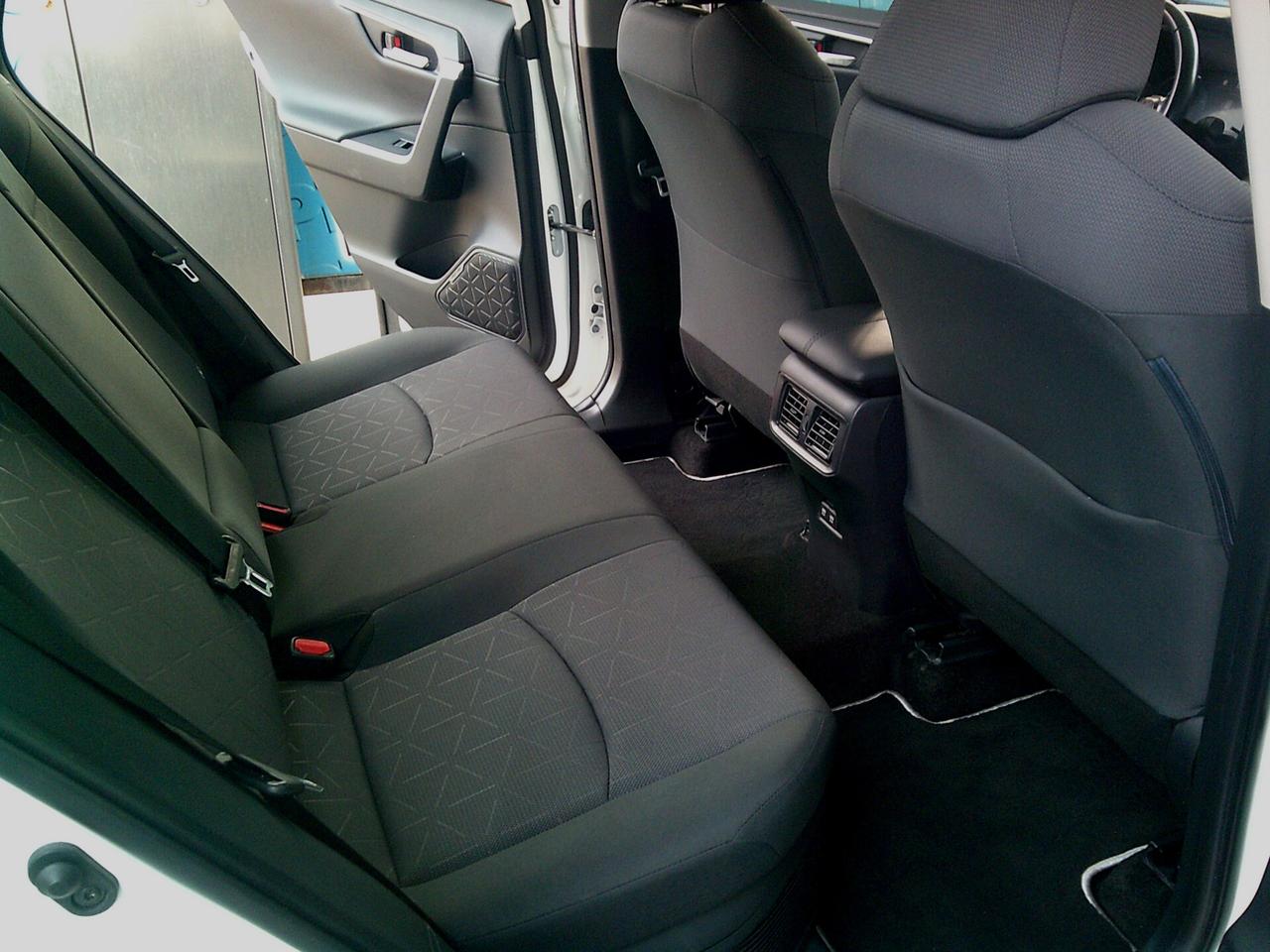 Toyota RAV 4 RAV4 2.5 HV (218CV) E-CVT 2WD Business
