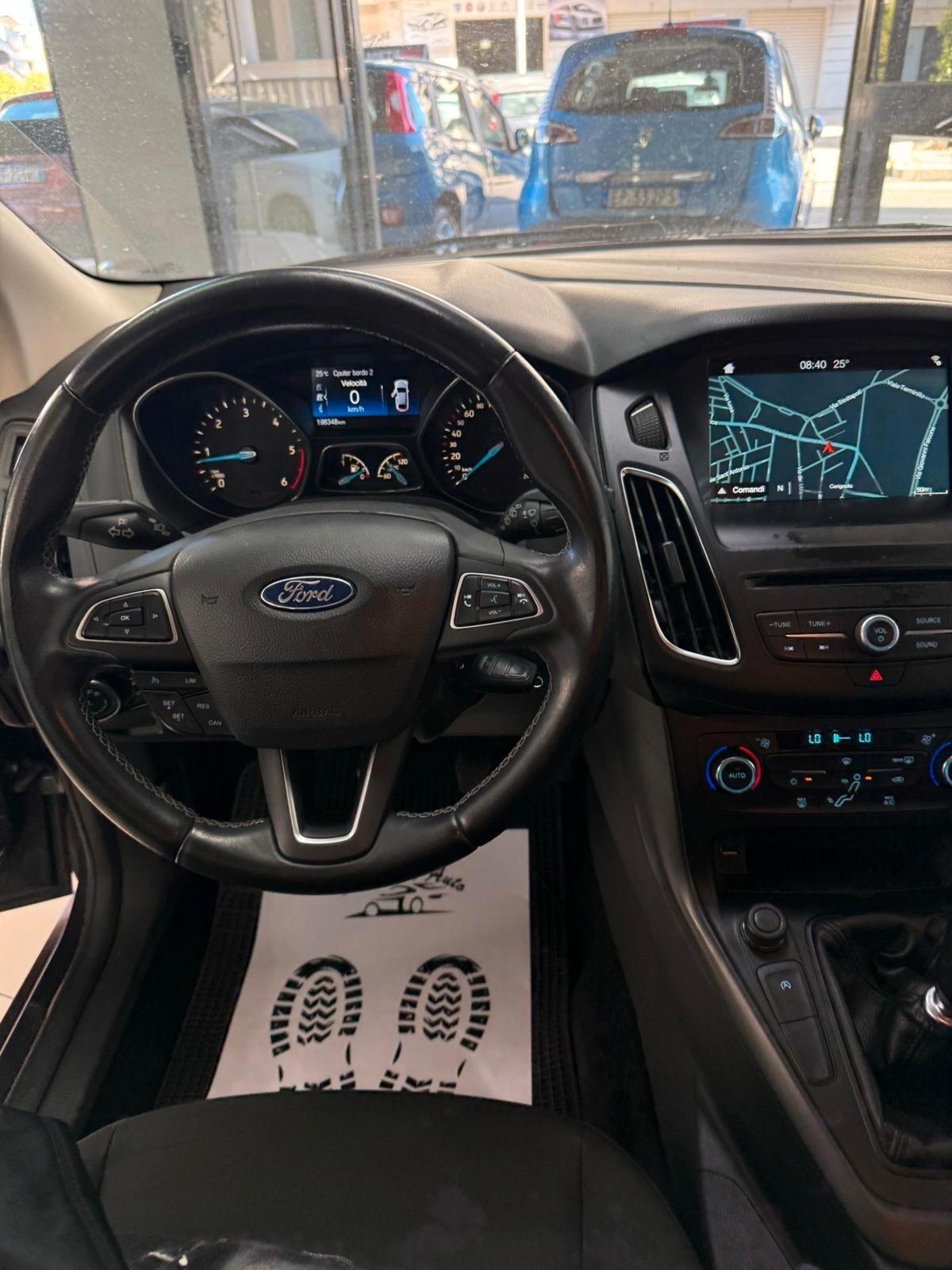 Ford Focus 1.5 TDCi 120 CV Start&Stop Powershift Titanium