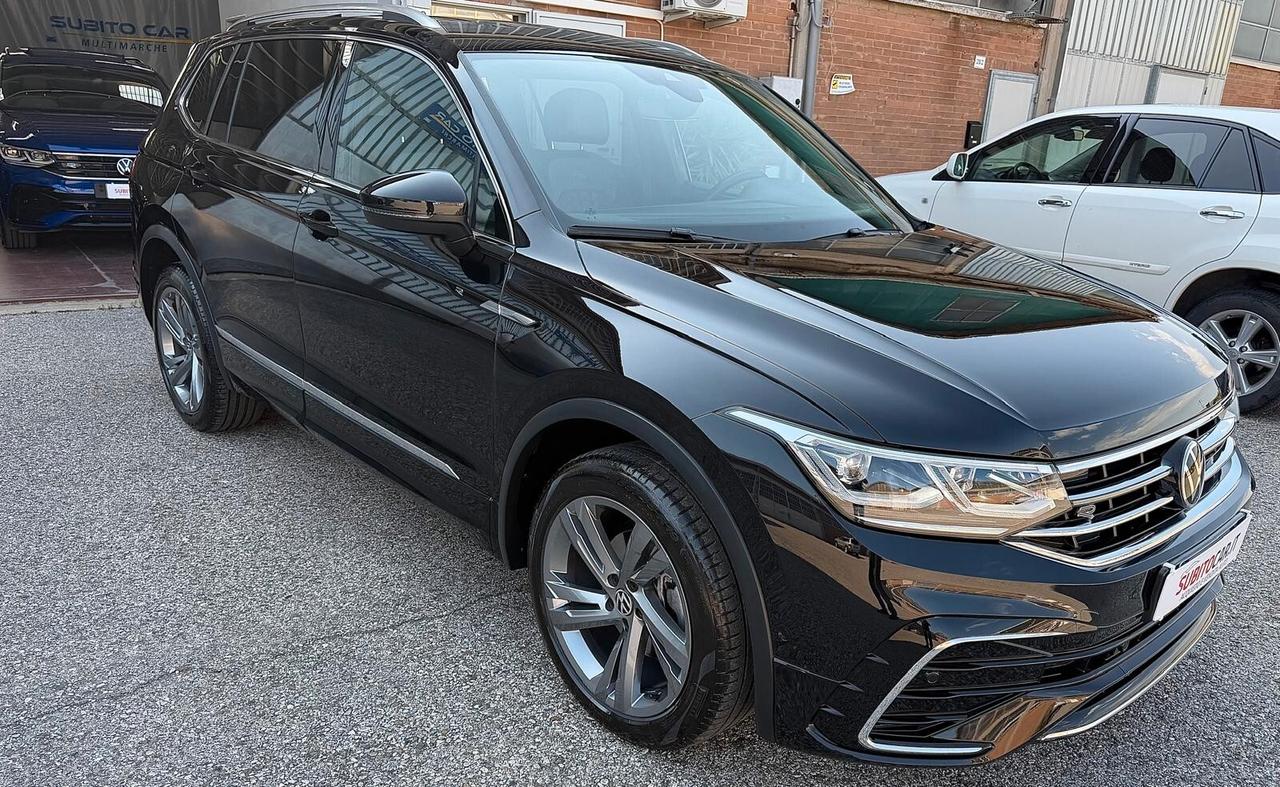 Volkswagen Tiguan Allspace 2.0 TDI SCR DSG R-Line 7 POSTI GRANZIA UFFICIALE FINO 2028