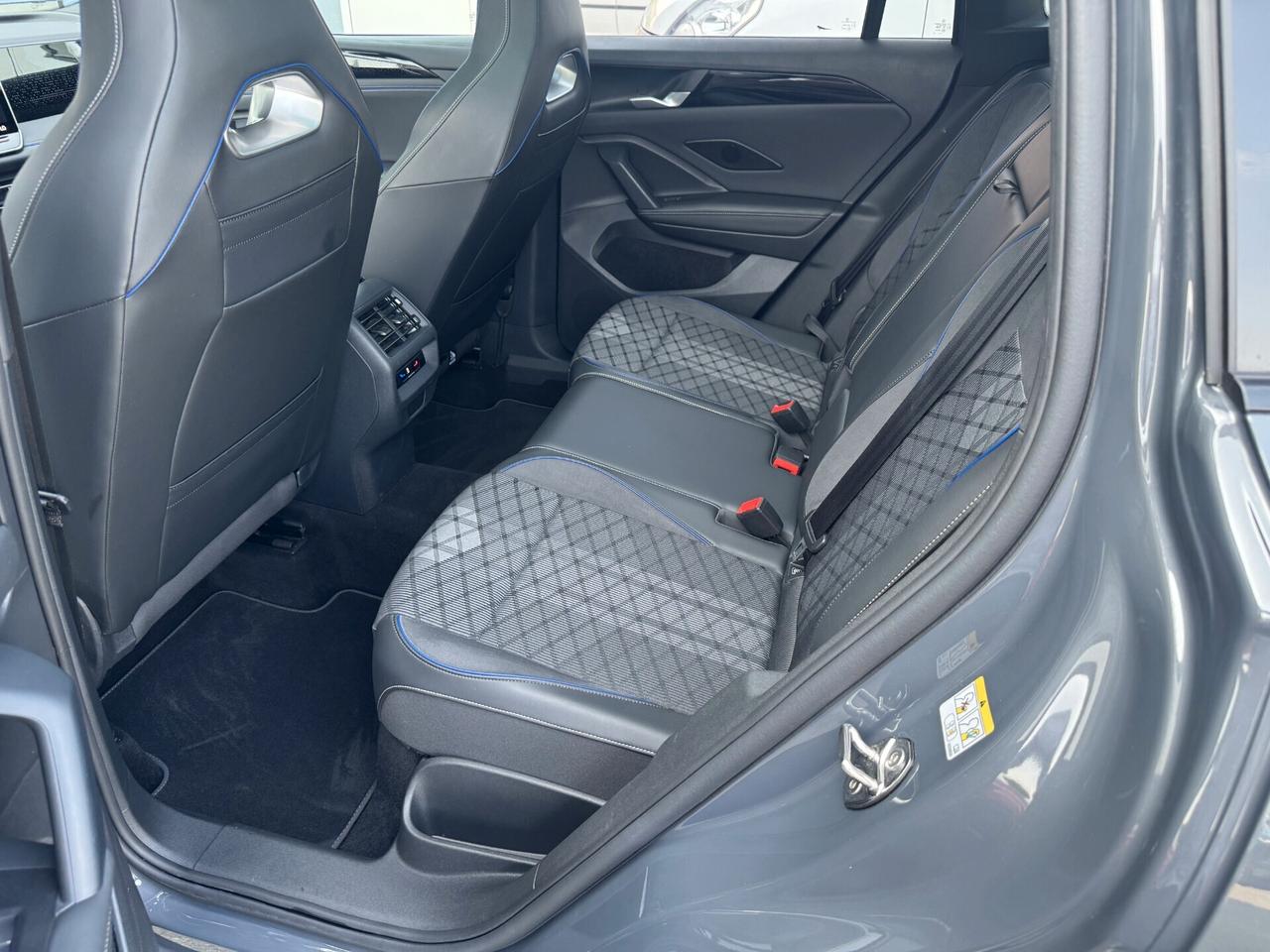 Volkswagen Tiguan 2.0 TDI R-Line Plus (TETTO) 150cv DSG/NO VINCOLI