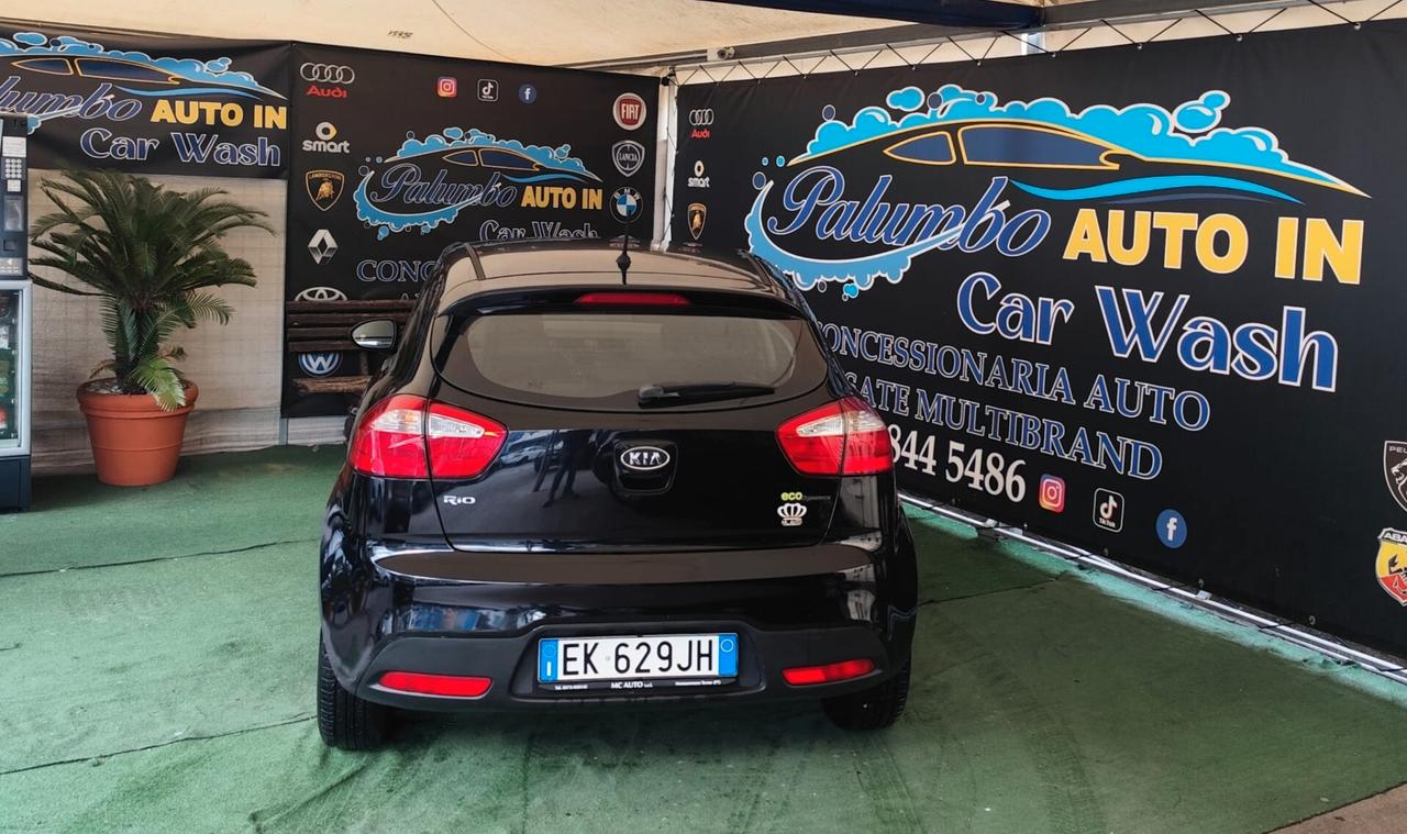 Kia Rio 1.1 CRDi WGT 5p. EX