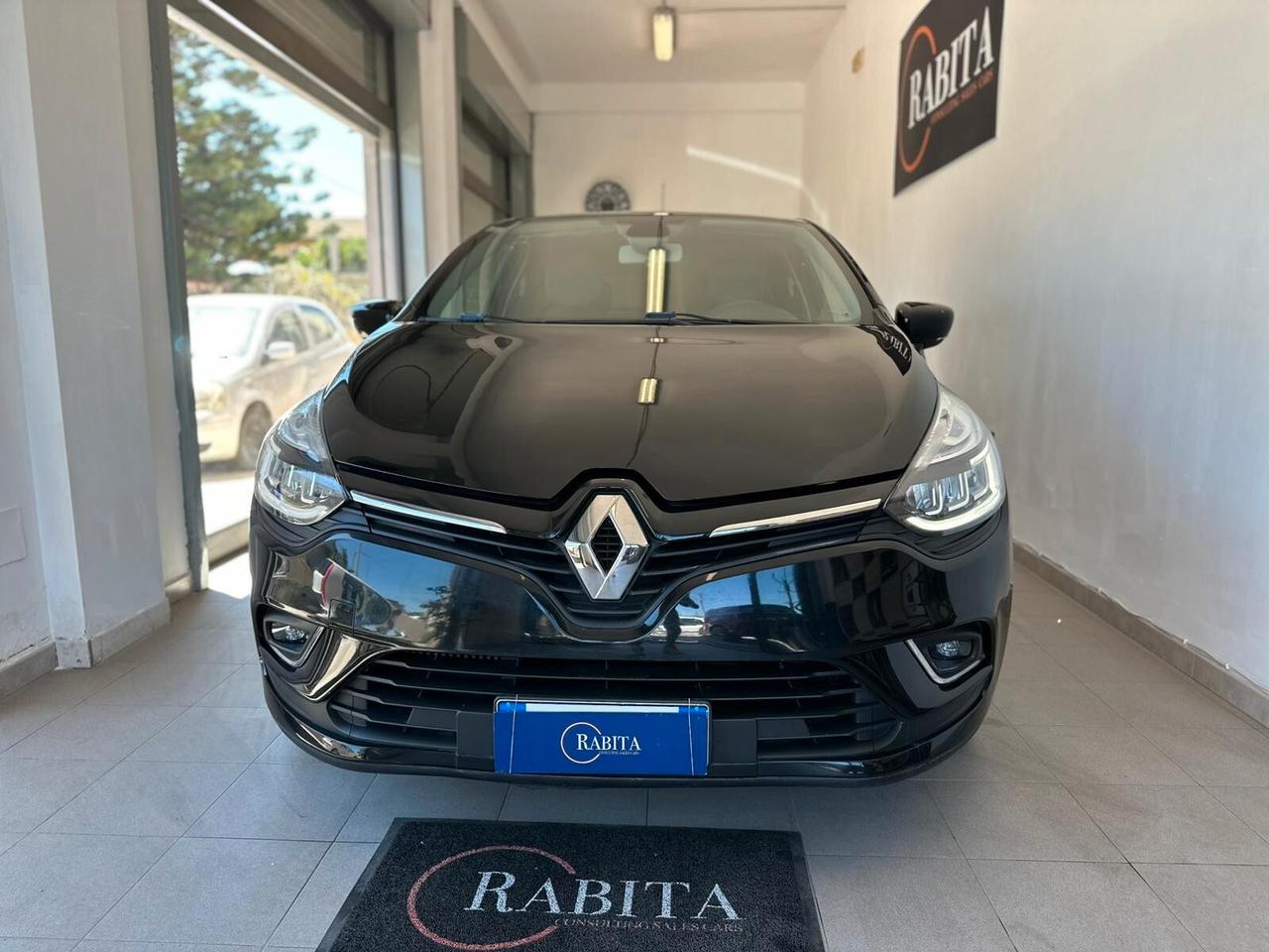 Renault Clio dCi 8V 90 CV 5 porte Moschino Intens Full 2019