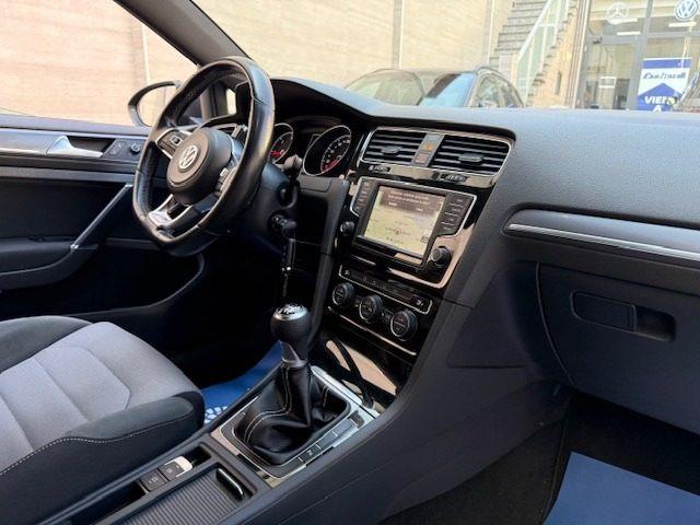 VOLKSWAGEN Golf 2.0 TDI 5p. BlueMotion Technology R-LINE