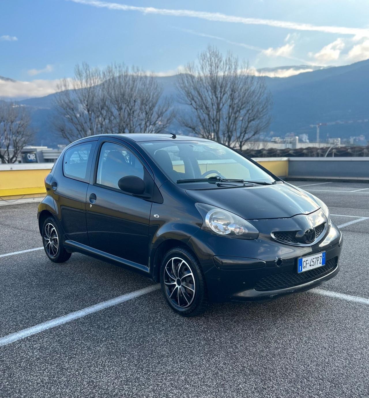 Toyota Aygo 1.0 12V VVT-i 5 porte Neopatentati