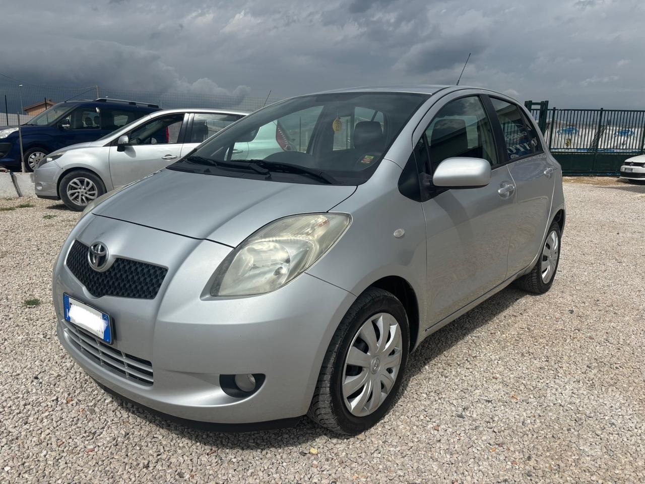 Toyota Yaris 1.3 5 porte Navi