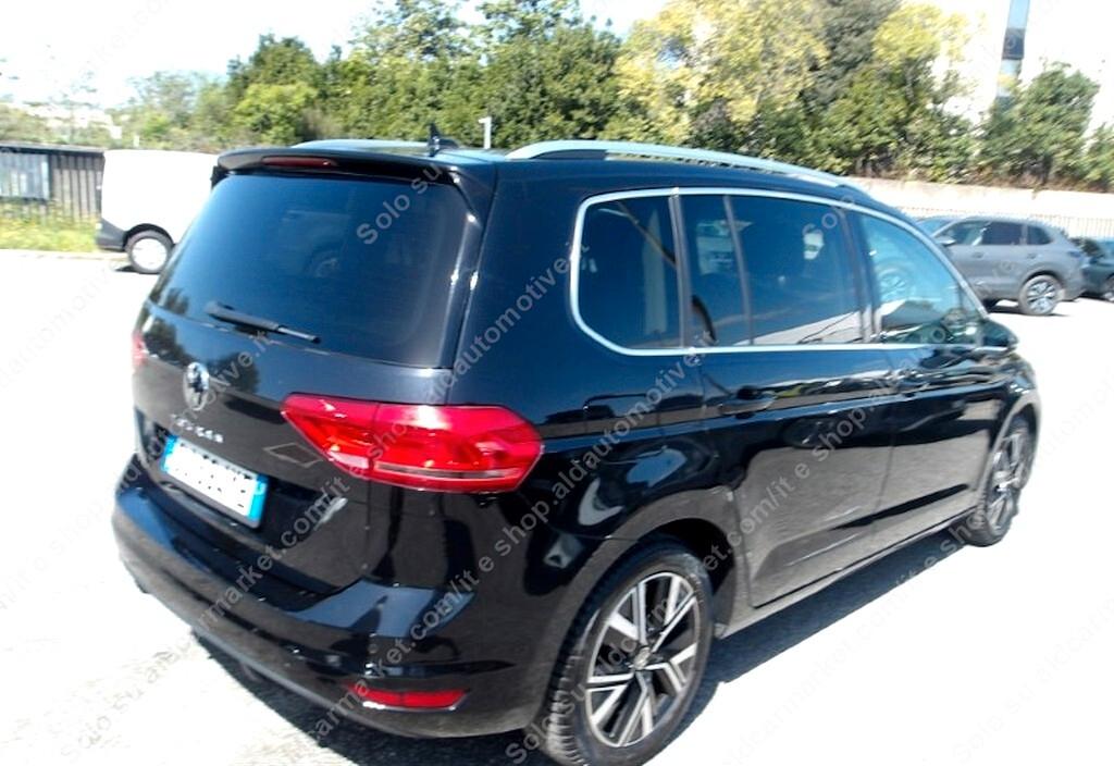 Volkswagen Touran 2.0 TDI 150 CV SCR DSG Executive BlueMotion Tech.7p Nav PDC UNIPRO IVA DEDUC.