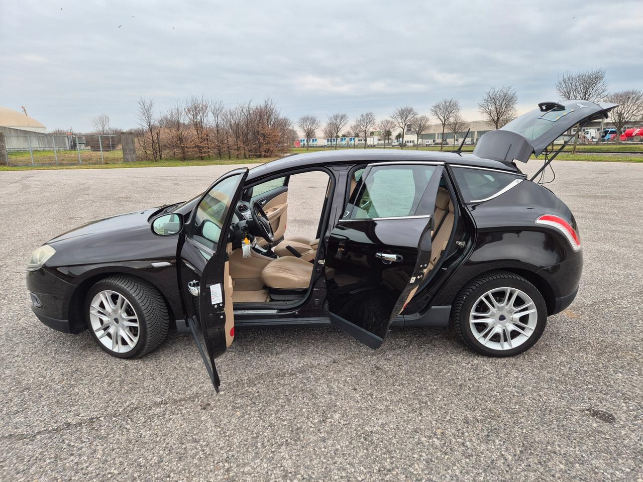 Lancia Delta 1.6 MJT Gold FULL