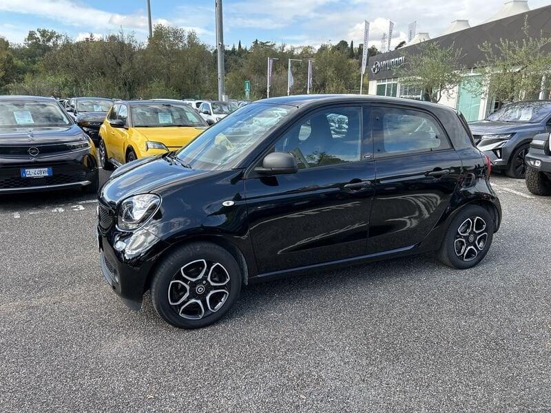 smart forfour II 2015 0.9 t Passion 90cv twinamic my18