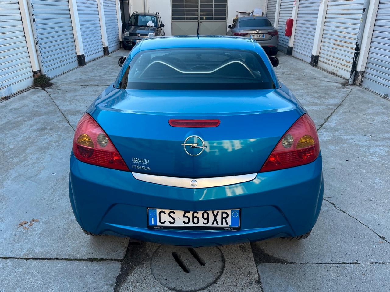 Opel Tigra TwinTop 1.4 16V Sport CABRIO