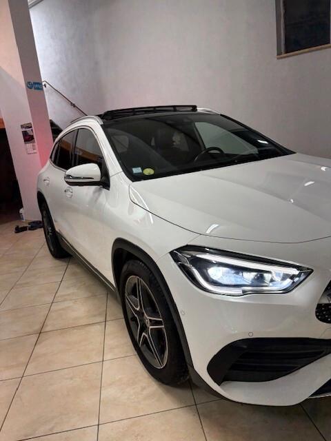 Mercedes-benz GLA 220 200 d Automatic Premium