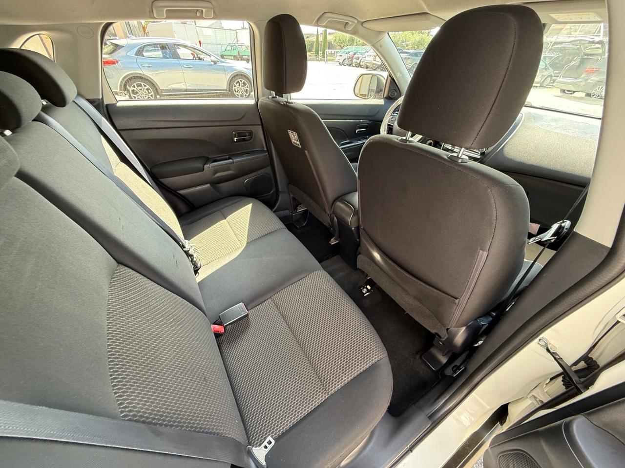 Mitsubishi ASX 1.6 DI-D 114 CV 2WD Inform